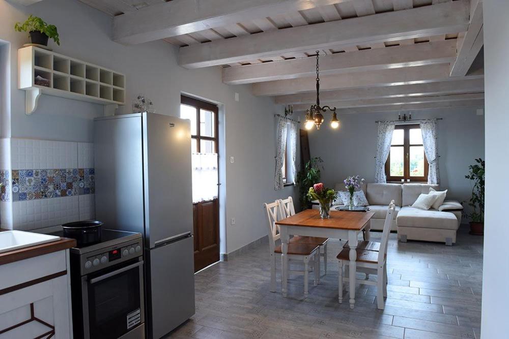Casa Beata Villa Lesencetomaj Bagian luar foto