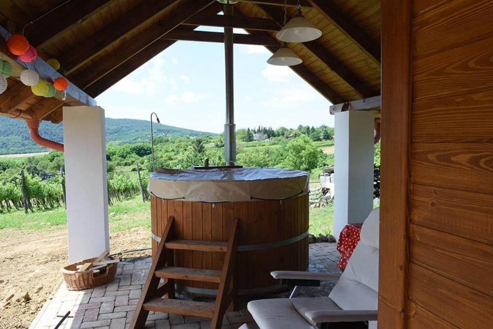 Casa Beata Villa Lesencetomaj Bagian luar foto